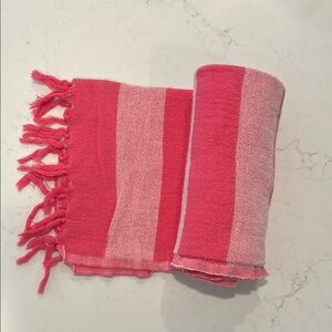 PINK VS beach blanket with fringe